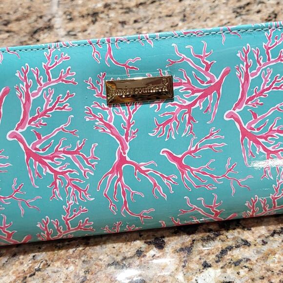 Simply Southern Blue and Pink Coral Clutch / Wallet Zippered EUC - Picture 13 of 16